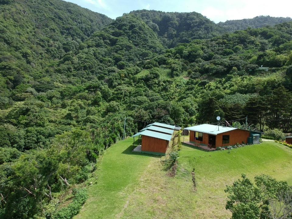 Casitas De Montana Cabuya Hotel Monteverde Exterior photo